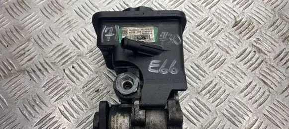 BMW 7 E65 E66 Power steering pump 6759212
