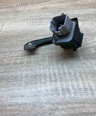 Toyota Yaris Glow plug pre-heat relay 2861067010 1567000671