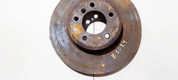 BMW 5 E60 E61 Front brake disc ventiliuojamas