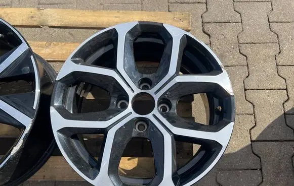 Citroen C3 R16 alloy rim 39228528 672044871