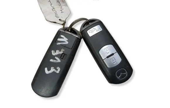 Mazda CX-5 Ignition key/card 