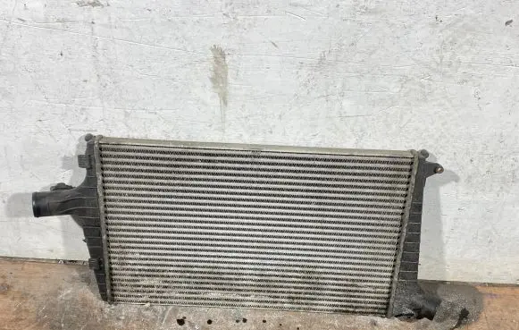 Audi A6 S6 C5 4B Intercooler air channel guide 4b0145805a