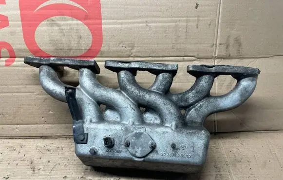 BMW 5 E34 Intake manifold 1275388 30289500002