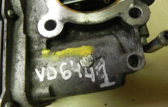 Mazda 6 Throttle body valve R2AA136B0 VD6441