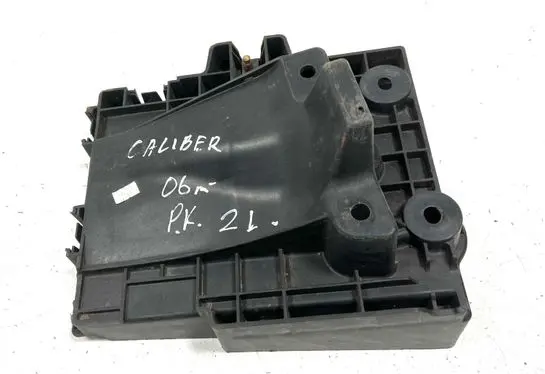 Dodge Caliber Battery tray 05115730AA 37983A