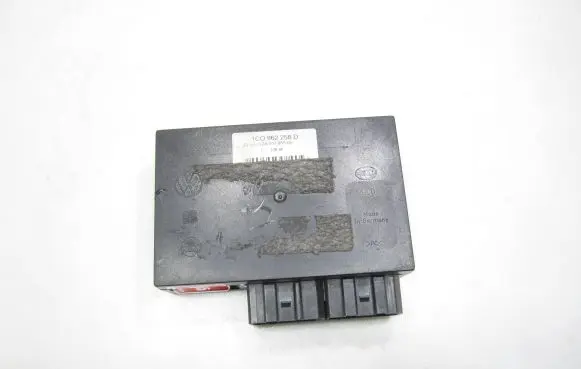 Volkswagen Golf IV Comfort/convenience module 1C0962258D 32898 5ZA00795500