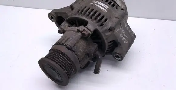 Hyundai Accent Generator/alternator 3730027503