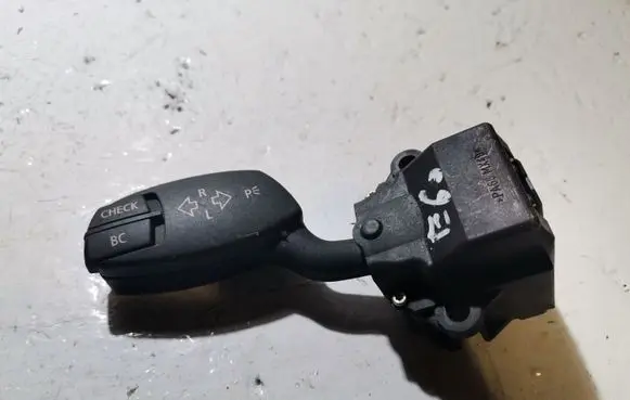 BMW 5 E60 E61 Indicator stalk 6924103