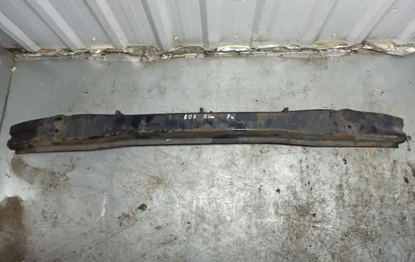 Peugeot 607 Front bumper cross member