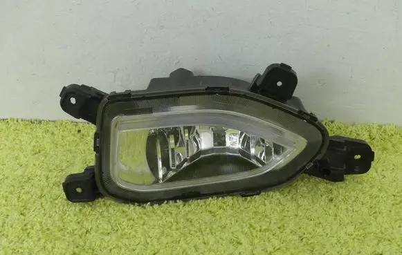 Hyundai Kona I Front fog light 92201-J9