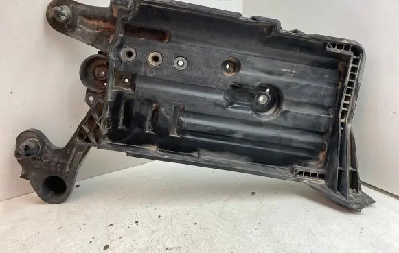 Skoda Octavia Mk3 (5E) Battery tray 