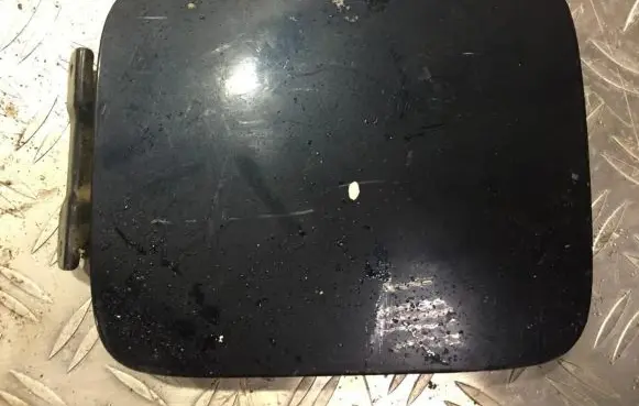 Mitsubishi Carisma Fuel tank cap