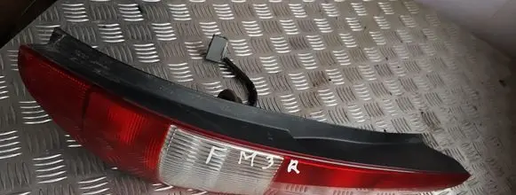 Ford Mondeo Mk III Rear/tail lights 1s7113404c