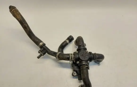 Porsche Taycan 9J1 Engine coolant pipe/hose 9J1963375NJLK01