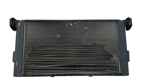 BMW i3 Coolant radiator 15272311 7643064 864194801