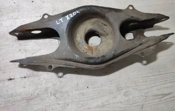 Rear upper control arm/wishbone
