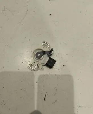 Lexus RX 450H Brake pedal sensor switch 8951020041