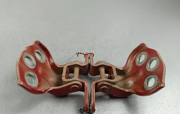 MG ZS Front door hinge set 