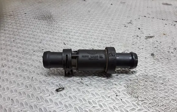 Ford Mondeo Mk III Engine coolant pipe/hose XS7H18495FA
