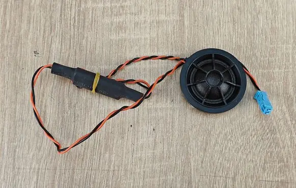 BMW X6 G06 Front door high frequency speaker 6813597