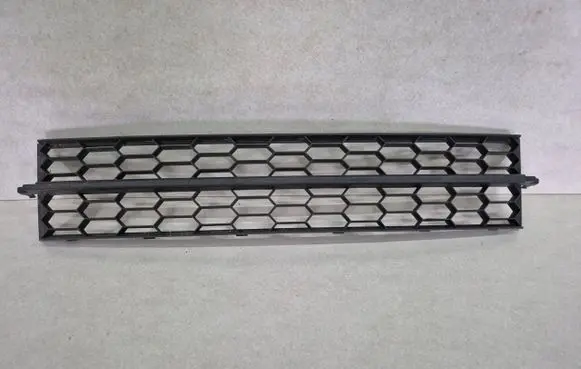 Skoda Octavia Mk3 (5E) Front bumper lower grill 5E0853677