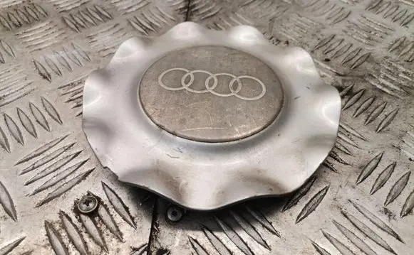 Audi A4 S4 B5 8D Original wheel cap 4a0601165b