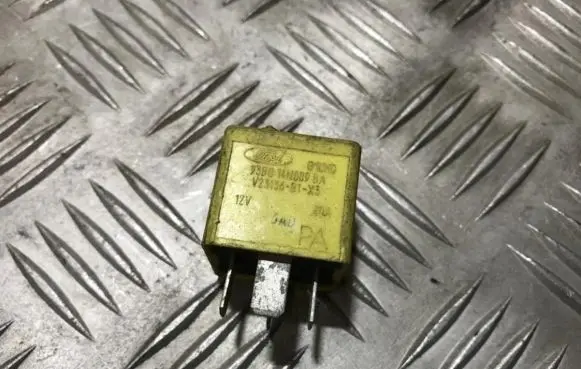 Ford Mondeo MK I Other relay v23136b1x3 v23136-b1-x3