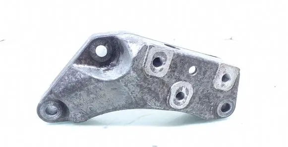 Volkswagen Caddy Engine mounting bracket 1K0199117