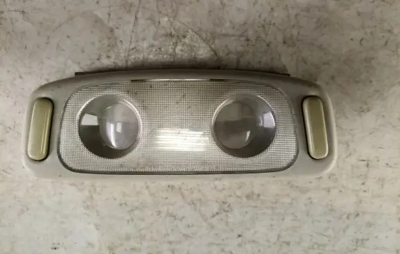 Suzuki Grand Vitara I Rear seat light