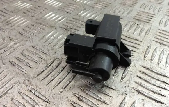 BMW 7 F01 F02 F03 F04 Turbo solenoid valve 7649407