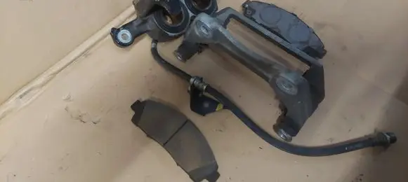 Acura RLX Front brake caliper
