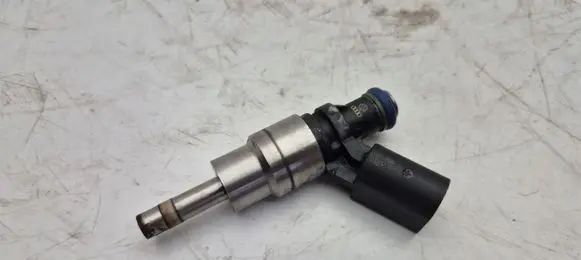 Volkswagen Golf VI Fuel injector 06F906036F