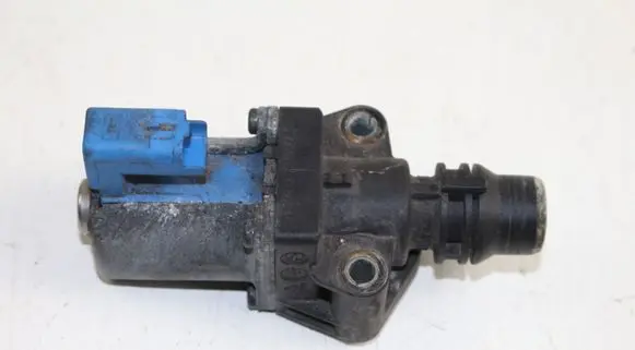 Ford C-MAX II Coolant heater control valve BM5G8C605