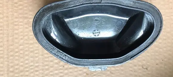 Opel Vectra C Headlight/headlamp dust cover 15619200