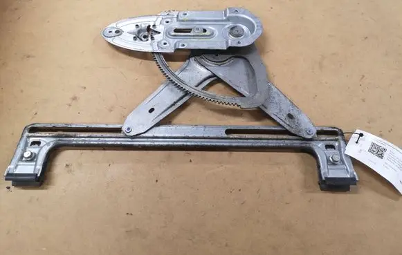 Ford Focus C-MAX Rear door window regulator with motor 3M51R27001BD