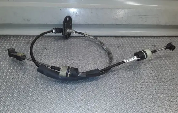 Ford Mondeo MK IV Gear shift cable linkage 7G917E395AB