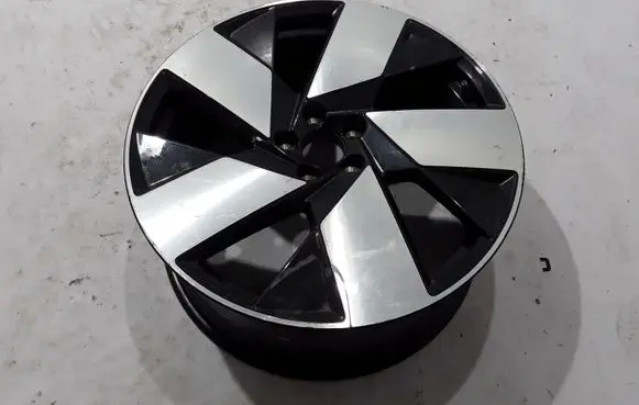 R20 alloy rim