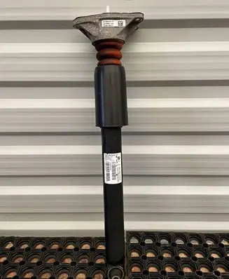 BMW 1 F20 F21 Rear shock absorber/damper 6883839
