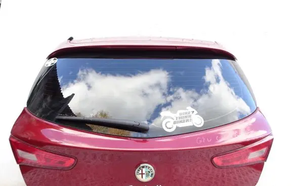 Alfa Romeo Giulietta Truck tailgate 