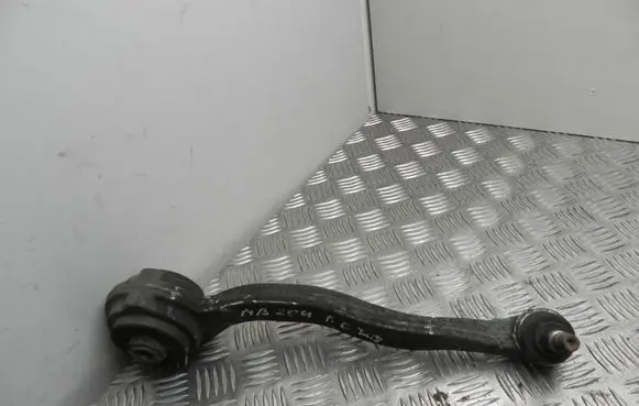 Mercedes-Benz C AMG W204 Rear control arm R20305 VD14062