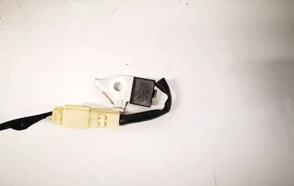 Toyota Corolla Verso AR10 Other relay 9098004163
