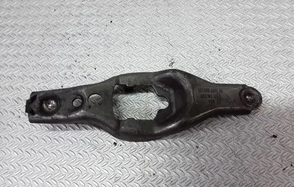 Skoda Fabia Mk1 (6Y) Clutch release arm fork 002141128A