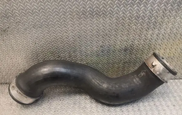 Mercedes-Benz CLK A209 C209 Intercooler hose/pipe 2095280482