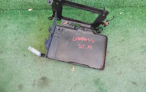 Jeep Compass Battery tray 