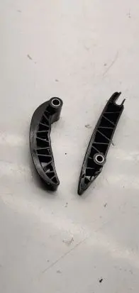 Volkswagen PASSAT CC Slide rail for timing chain 