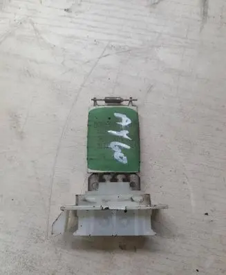Toyota Aygo AB10 Heater blower fan relay 
