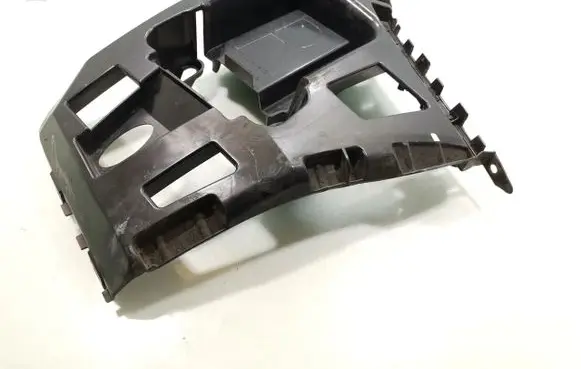 BMW 1 E82 E88 Rear bumper mounting bracket 7240956