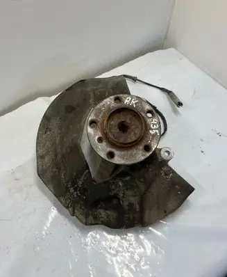 BMW 7 E65 E66 Front wheel hub spindle knuckle