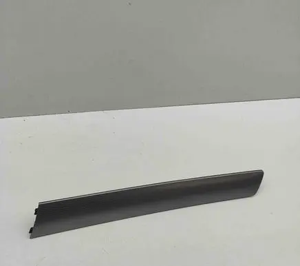 Volkswagen Touareg II Front door card panel trim 7P6867440C