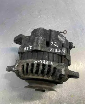 Nissan X-Trail T30 Generator/alternator 231005M310